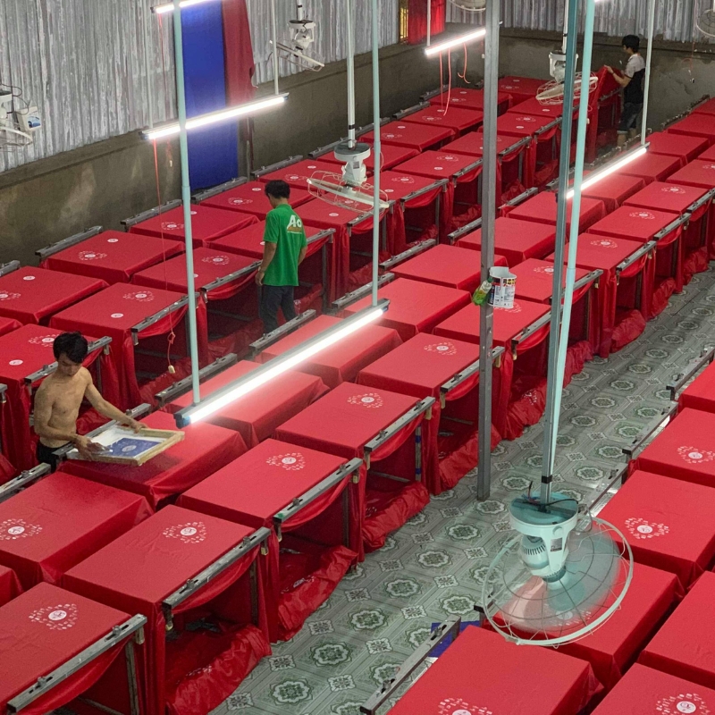 Xưởng sản xuất áo mưa bộ công trình