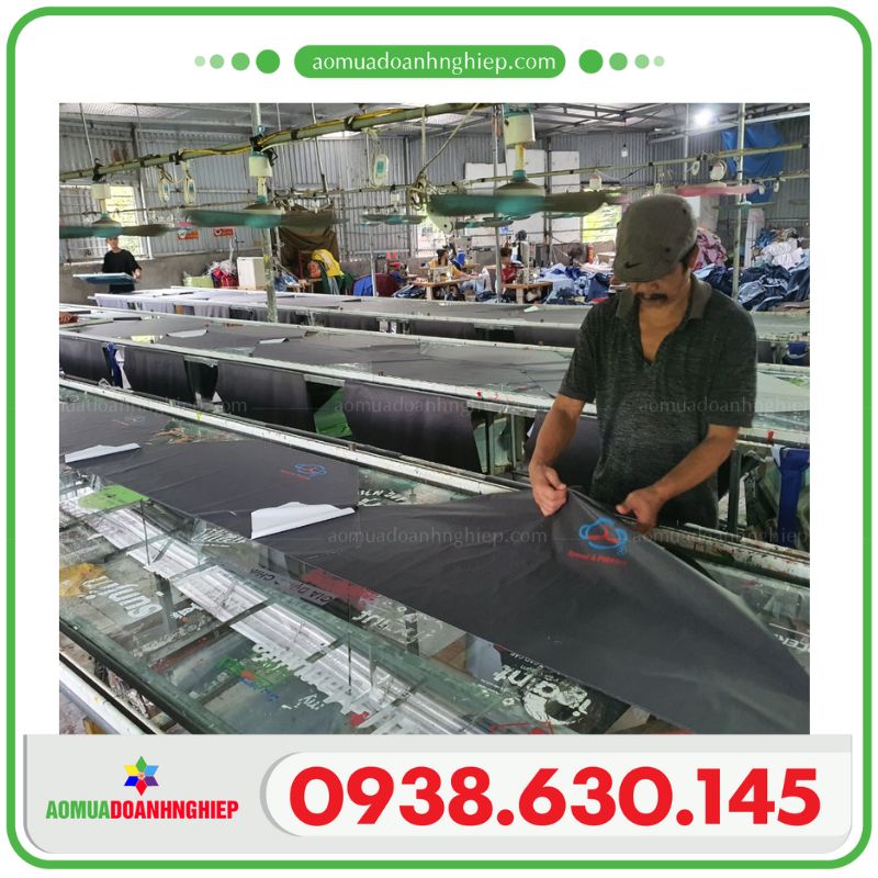 Xưởng sản xuất áo mưa