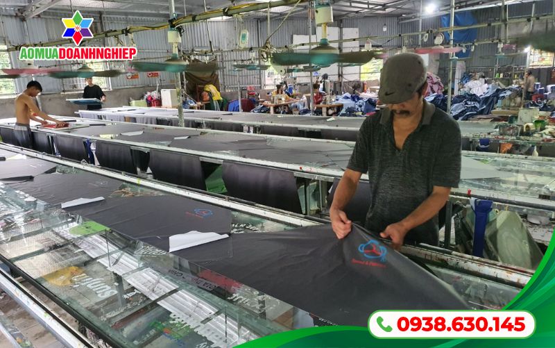 Chi-phi-in-logo-len-ao-mua-la-bao-nhieu-10