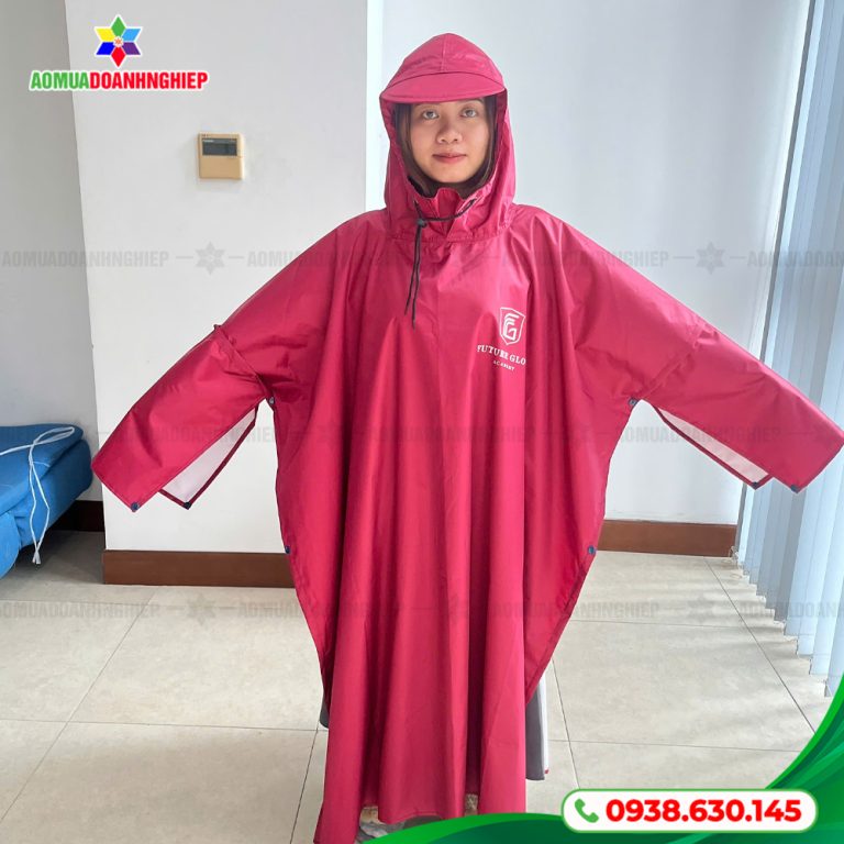 Future Glow Academy Lựa Chọn Áo Mưa Làm Quà Tặng – Quyết Định Mang Tính Ứng Dụng Cao