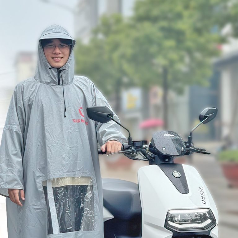 Áo mưa choàng cánh dơi ô kính màu xám