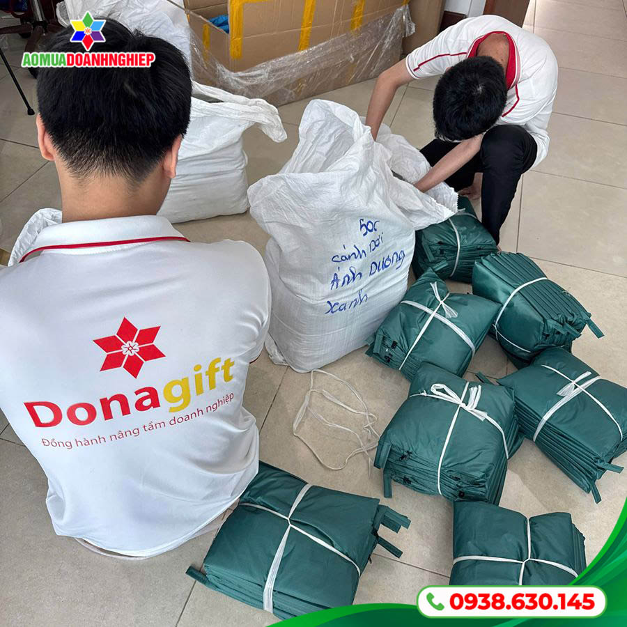 Hình ảnh thực tế áo mưa ADX