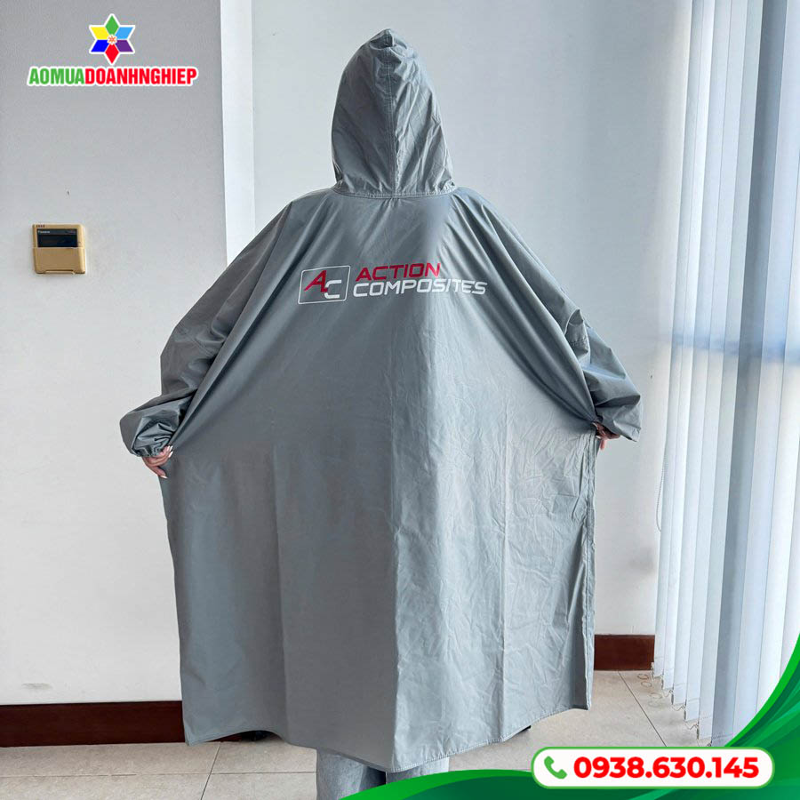 Kiểu dáng áo mưa bít hông Action Composites